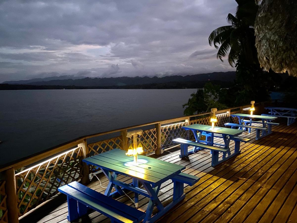 Villa Caribe Lívingston Екстериор снимка