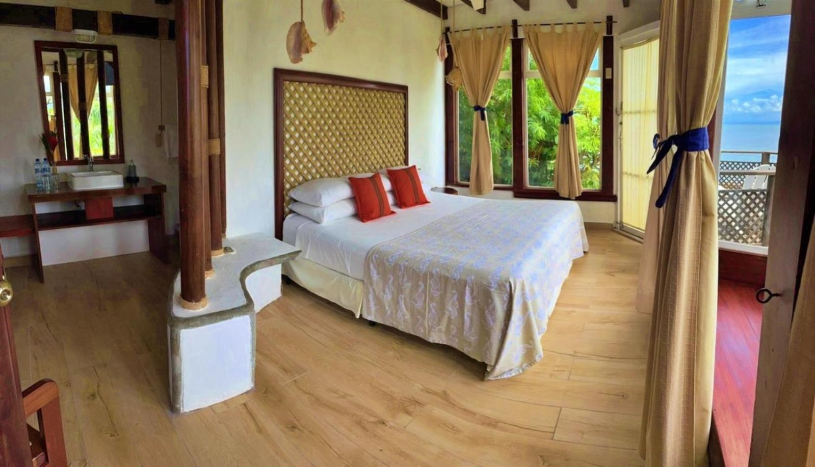 Villa Caribe Lívingston Екстериор снимка